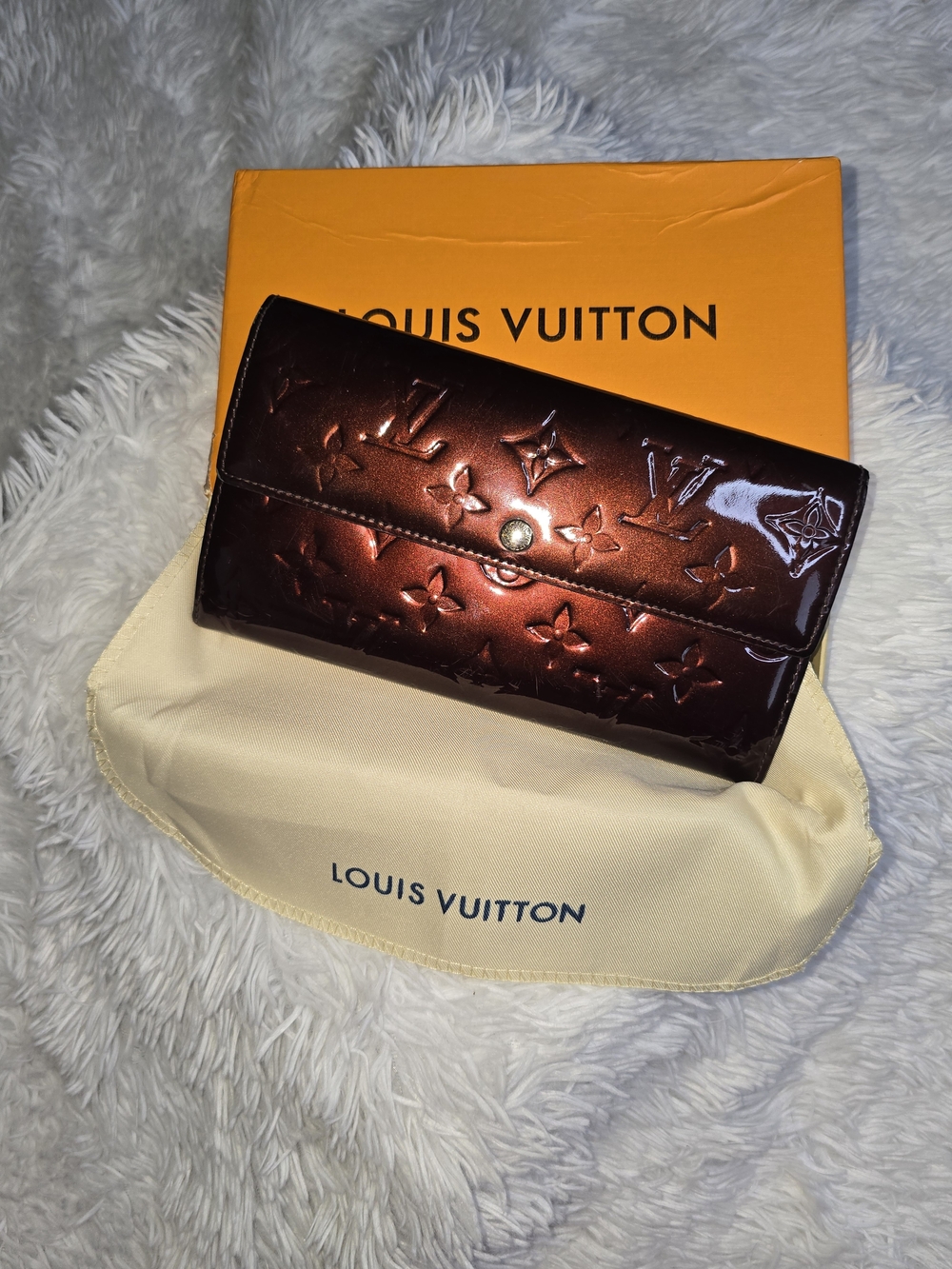 Louis Vuitton Vernis Sarah Burgundy Long Wallet W/ Original Dust Bag & LV Box